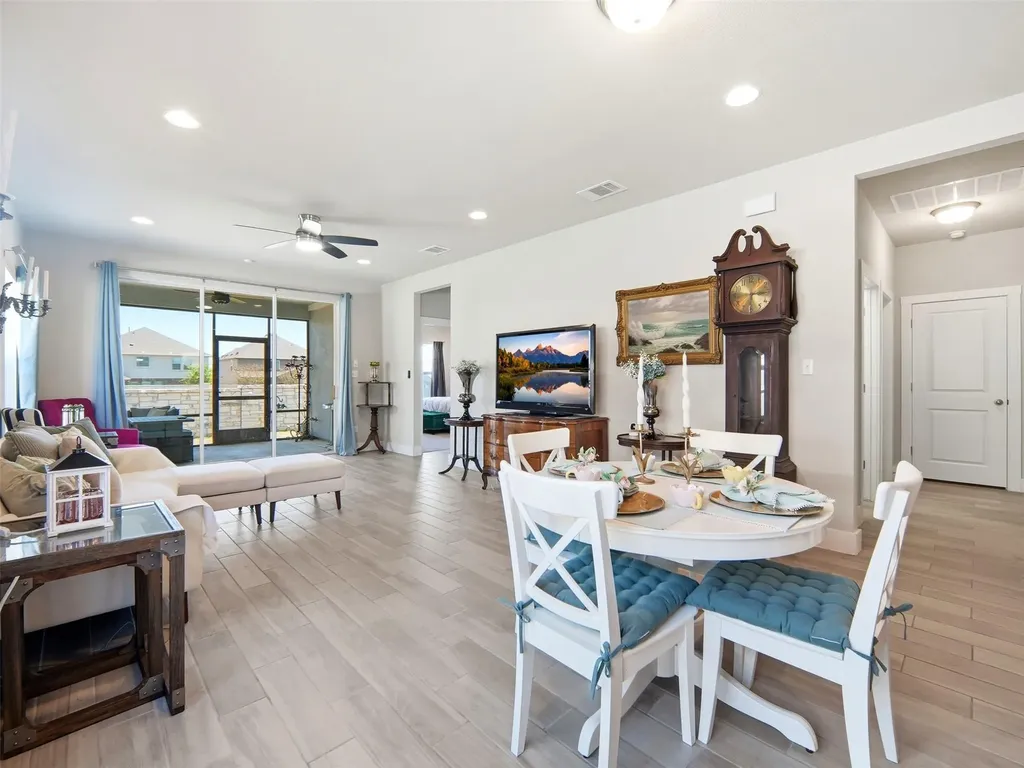 208 Winding Hollow Lane Georgetown TX 78628
