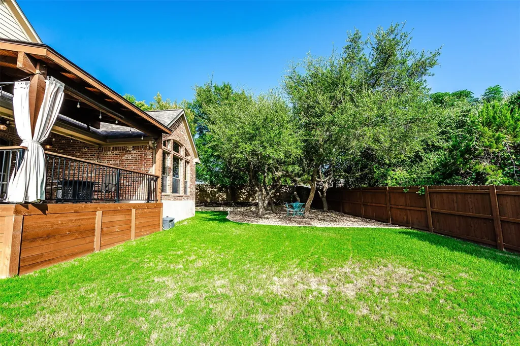113 Courtland Circle Austin TX 78737