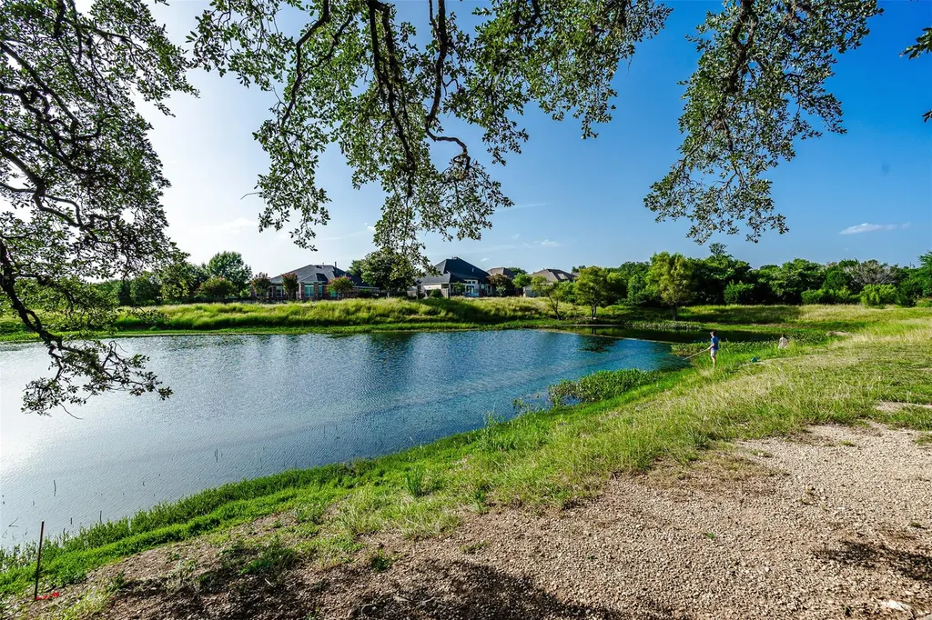 113 Courtland Circle Austin TX 78737