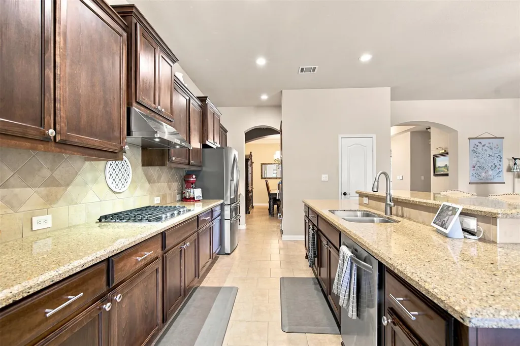 113 Courtland Circle Austin TX 78737