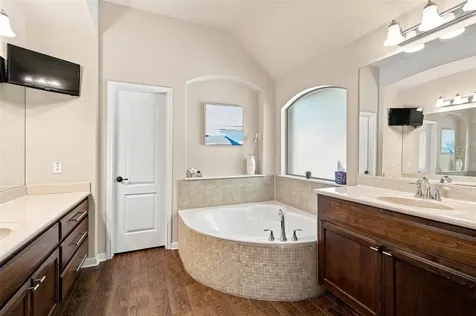 113 Courtland Circle Austin TX 78737