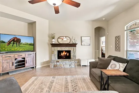 113 Courtland Circle Austin TX 78737