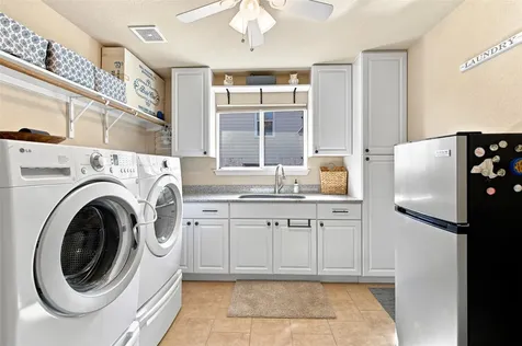 113 Courtland Circle Austin TX 78737