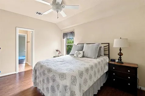 113 Courtland Circle Austin TX 78737