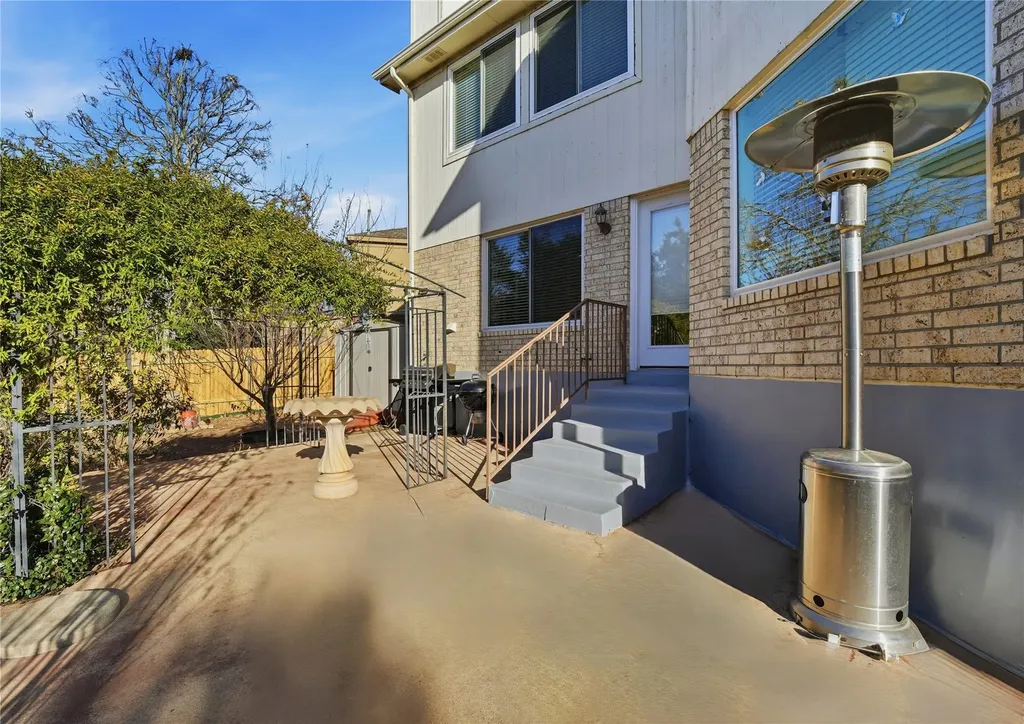 3744 Top Rock Lane Round Rock TX 78681