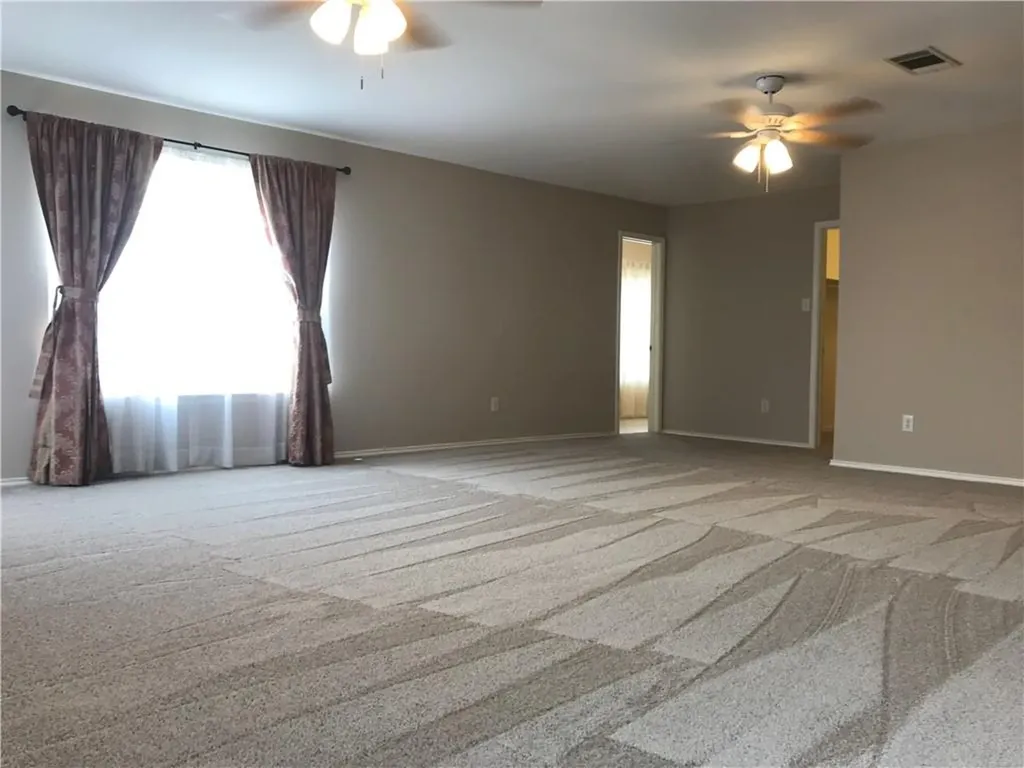 1713 Candlelight Drive Leander TX 78641