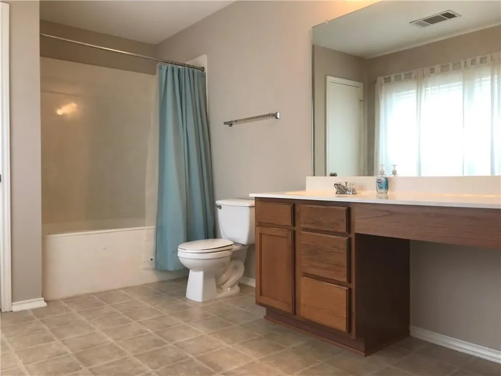 1713 Candlelight Drive Leander TX 78641