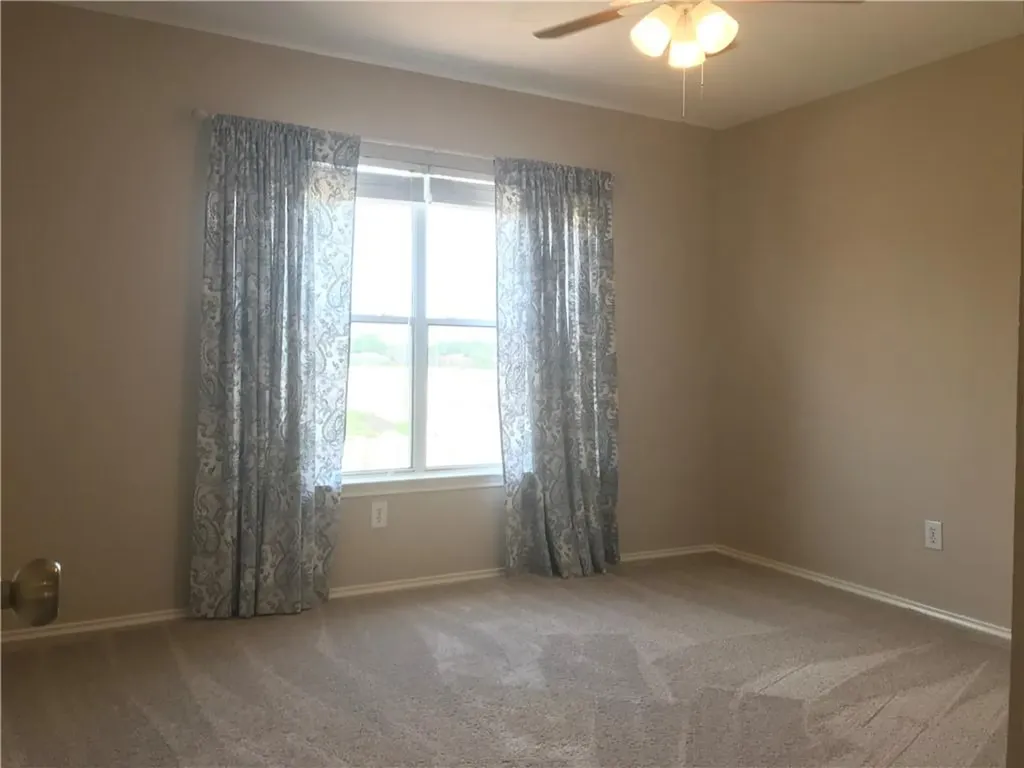 1713 Candlelight Drive Leander TX 78641