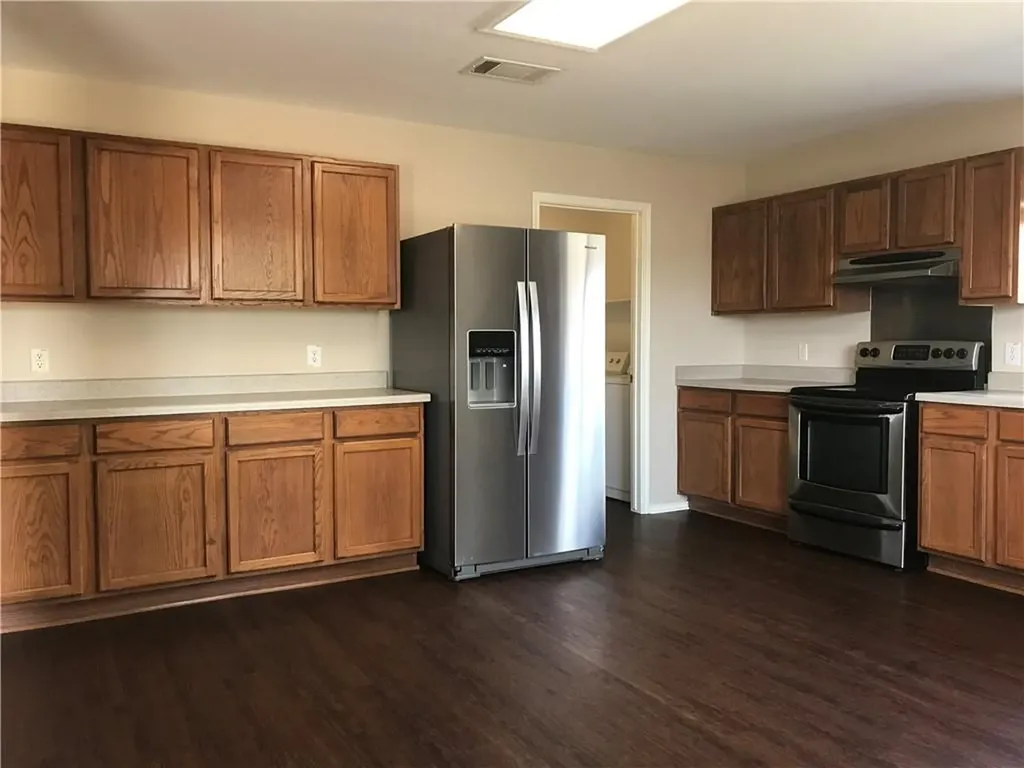1713 Candlelight Drive Leander TX 78641