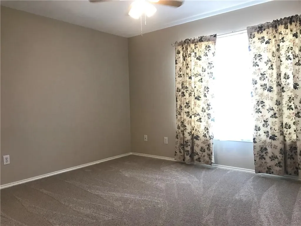 1713 Candlelight Drive Leander TX 78641