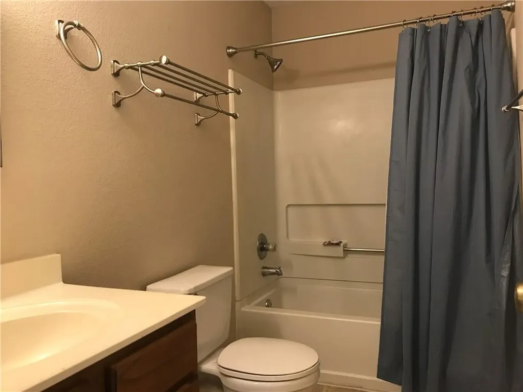 1713 Candlelight Drive Leander TX 78641