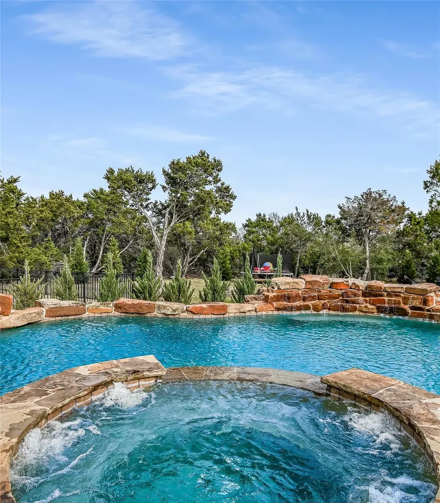 2030 Palos Verdes Leander TX 78641