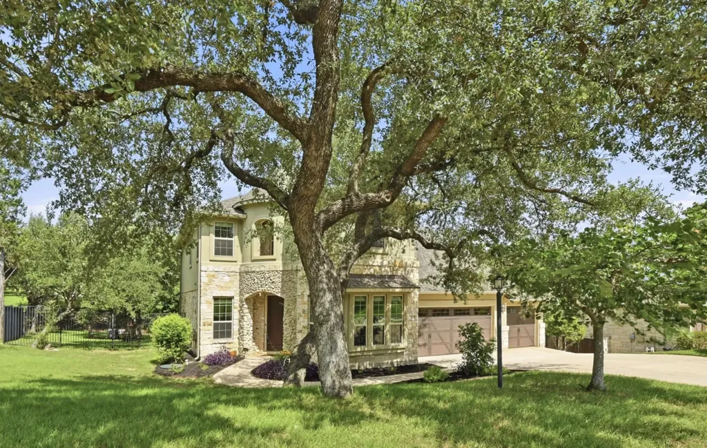 202 Duffy Lane Austin TX 78738