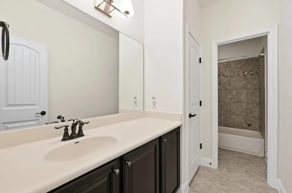 202 Duffy Lane Austin TX 78738