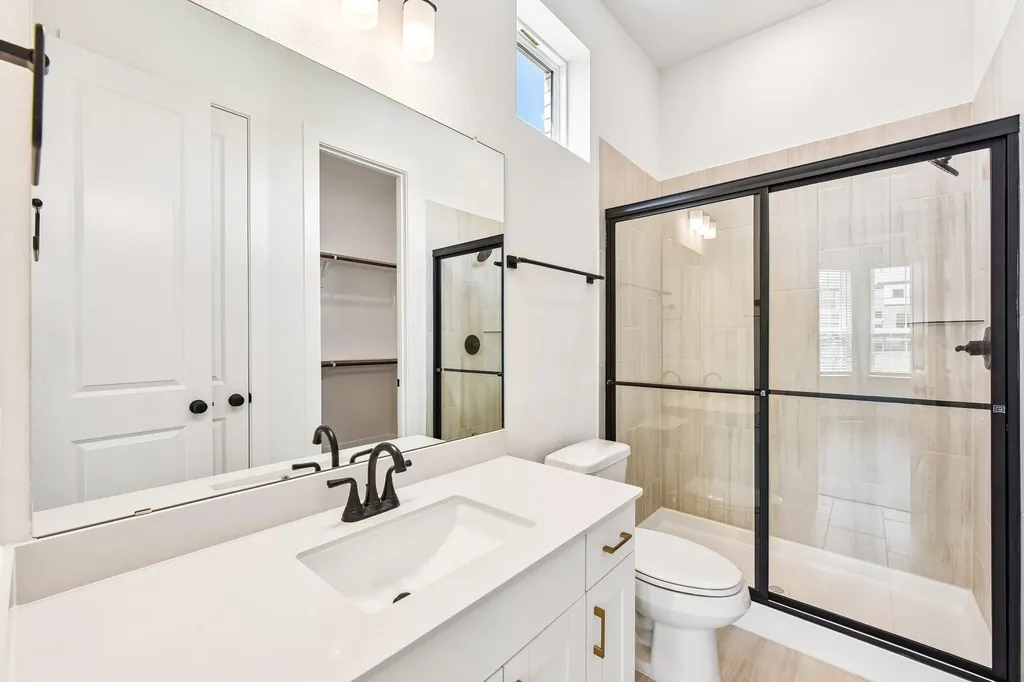 162 Lily Pad Lane Kyle TX 78640