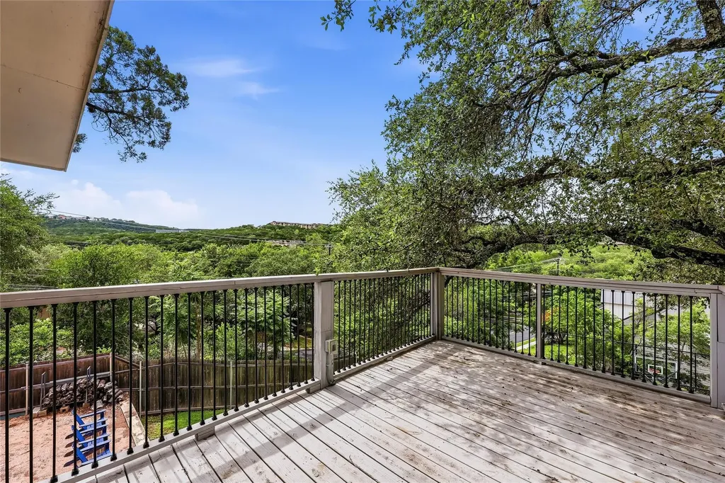 5604 Blueridge Court Austin TX 78731