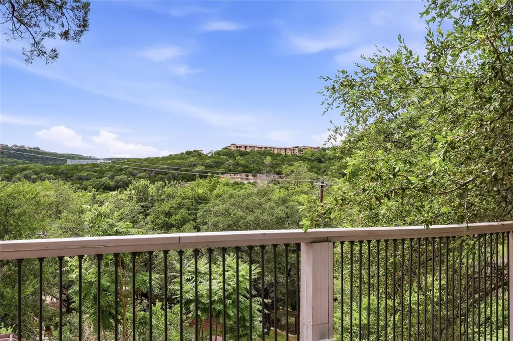 5604 Blueridge Court Austin TX 78731