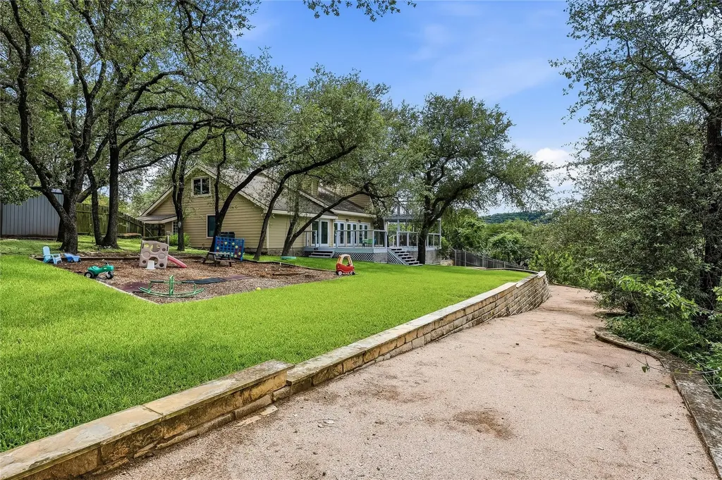 5604 Blueridge Court Austin TX 78731