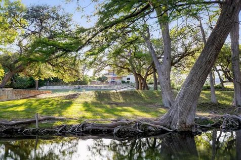 4292 N Us 83 Highway Leakey TX 78873
