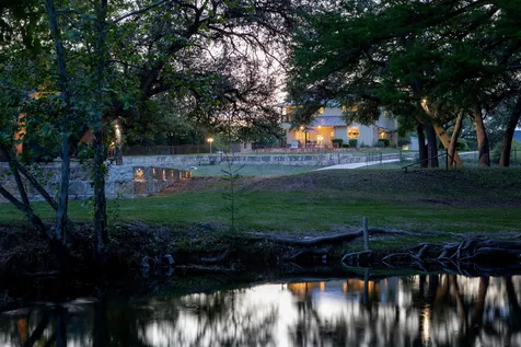 4292 N Us 83 Highway Leakey TX 78873