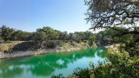 4292 N Us 83 Highway Leakey TX 78873