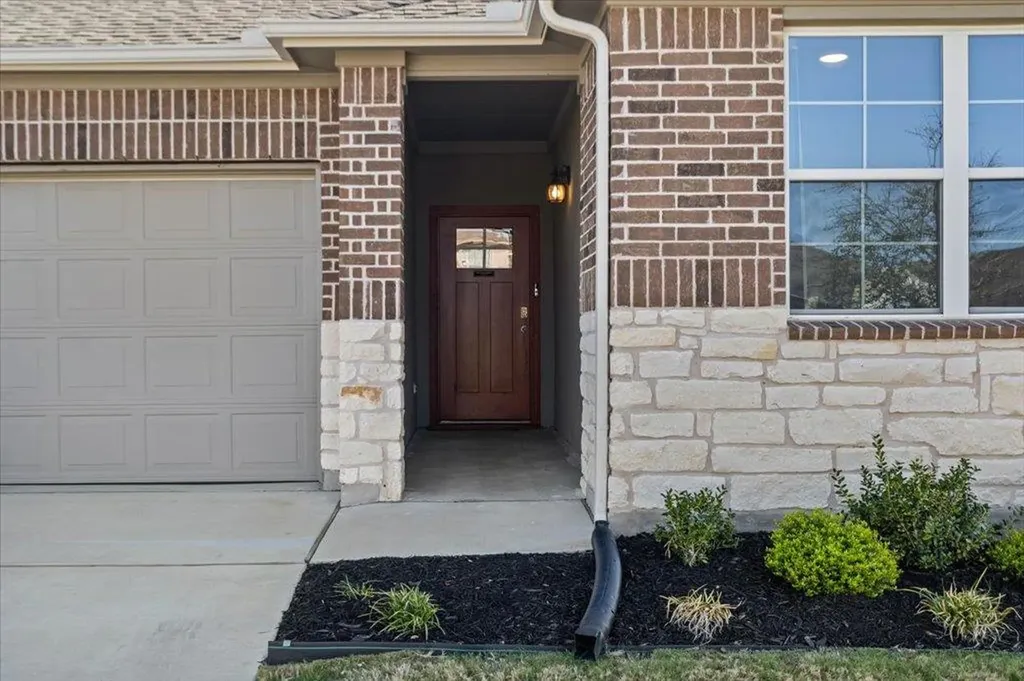 209 Connor Lane Georgetown TX 78626