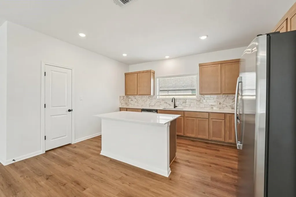 238 Bay Breeze Drive Kyle TX 78640