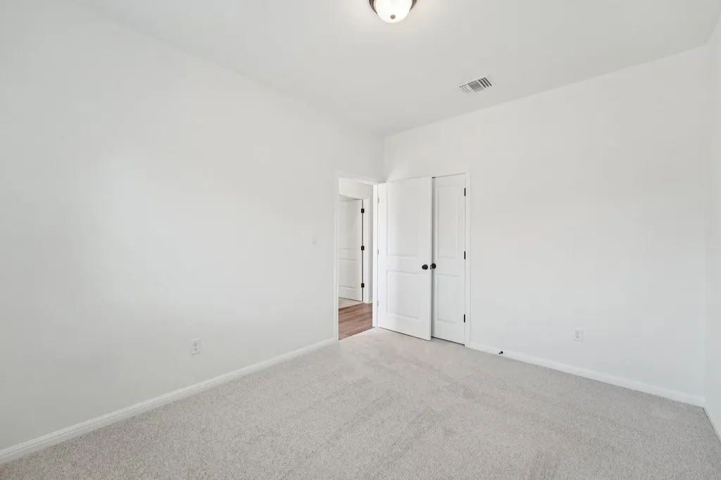 238 Bay Breeze Drive Kyle TX 78640