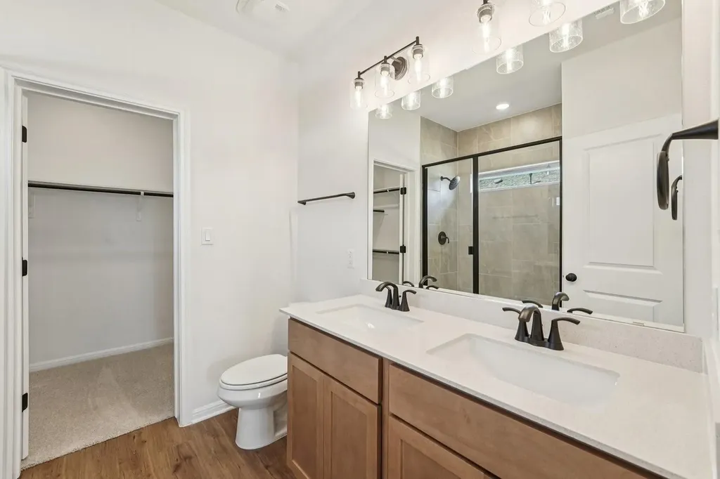 238 Bay Breeze Drive Kyle TX 78640