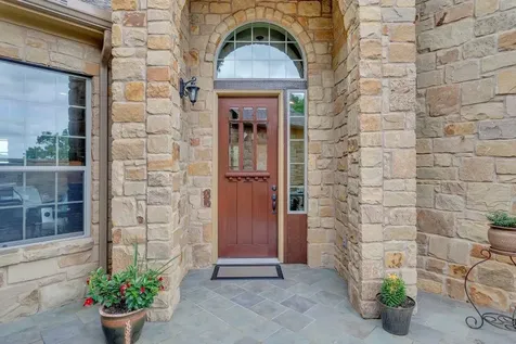303 Palos Verdes Drive Lakeway TX 78734
