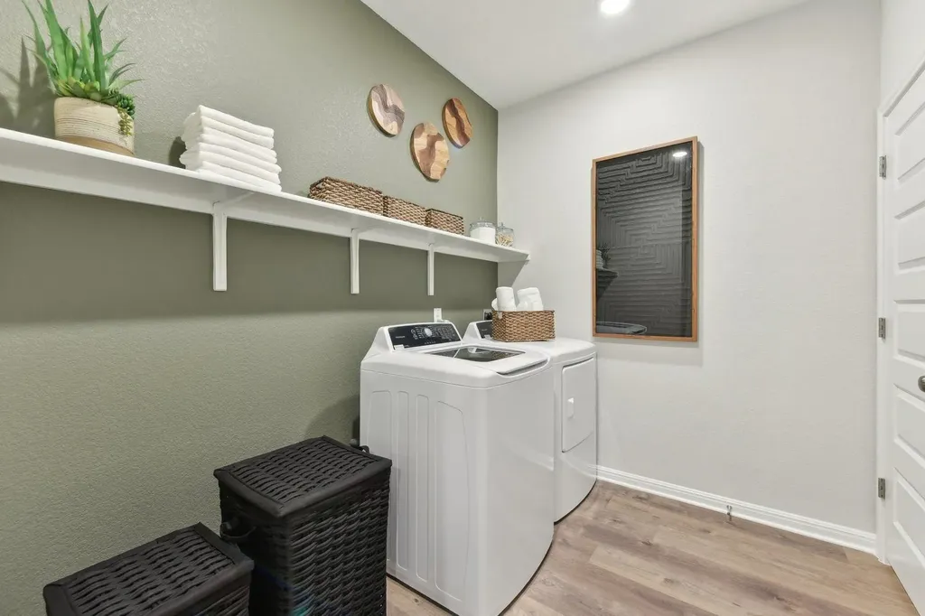10929 Tallsalt Drive Austin TX 78653