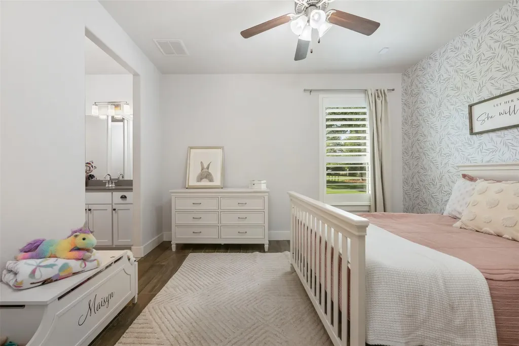 220 Highland Oaks Leander TX 78641