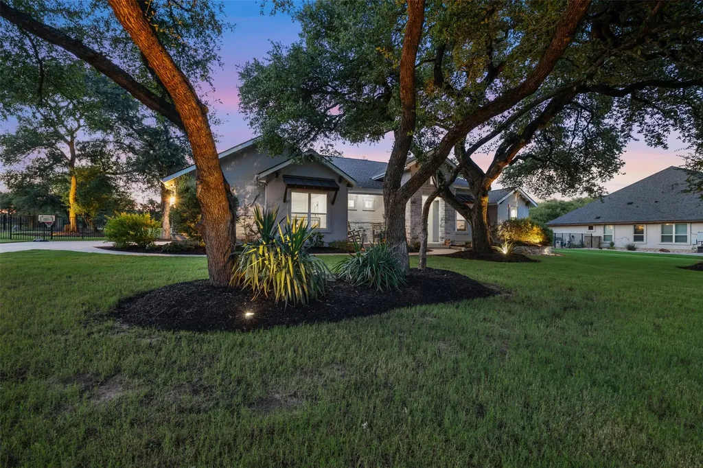 220 Highland Oaks Leander TX 78641