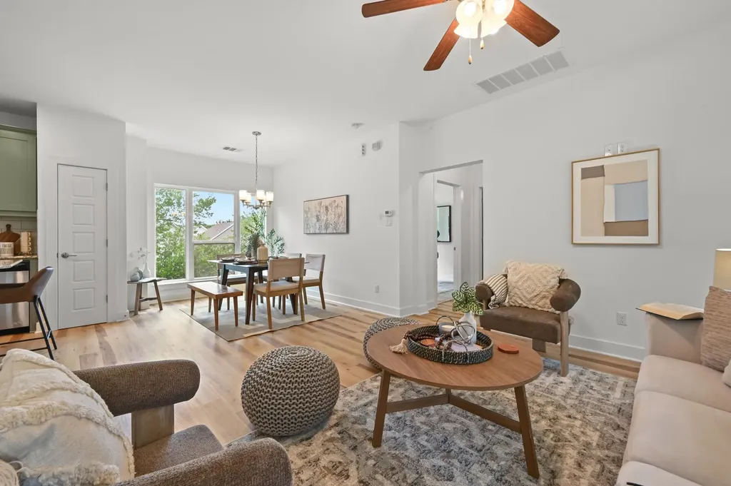 2633 Witsome Loop Austin TX 78741