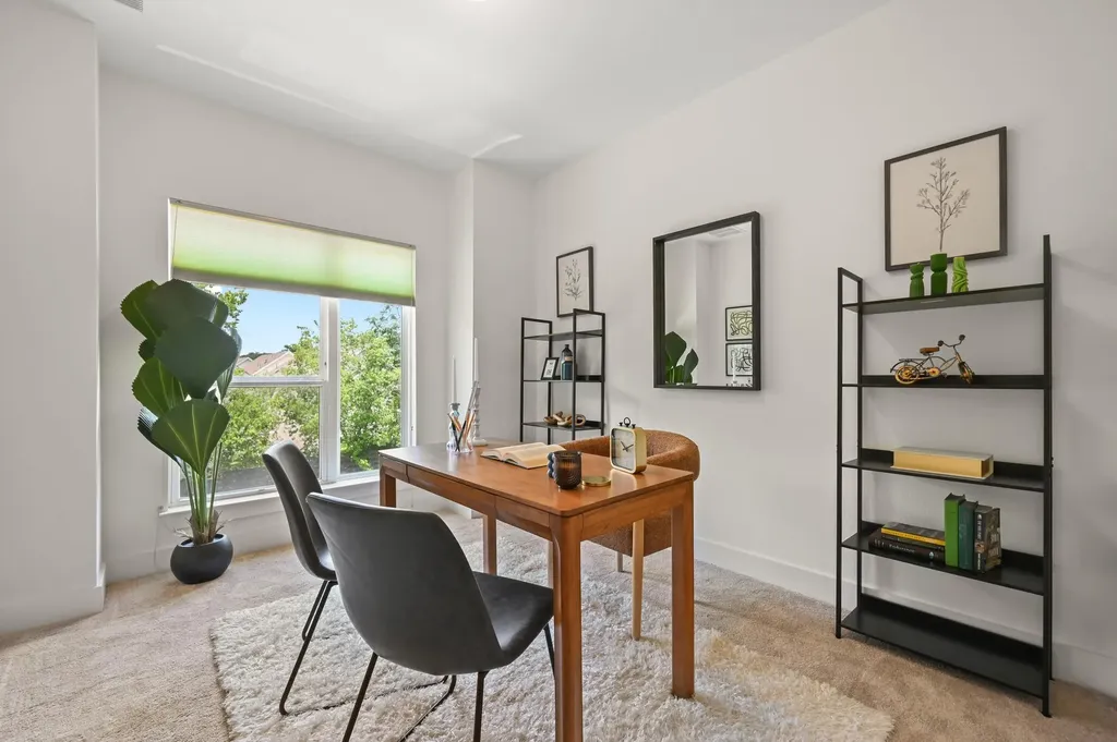 2633 Witsome Loop Austin TX 78741