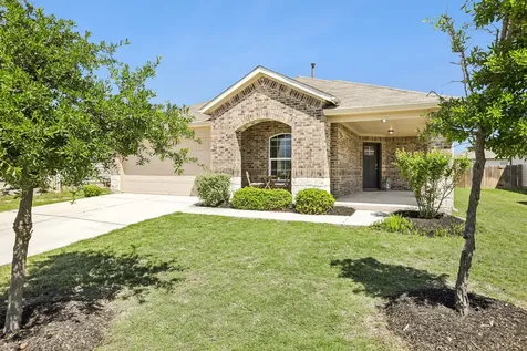 102 Harlan Drive Hutto TX 78634