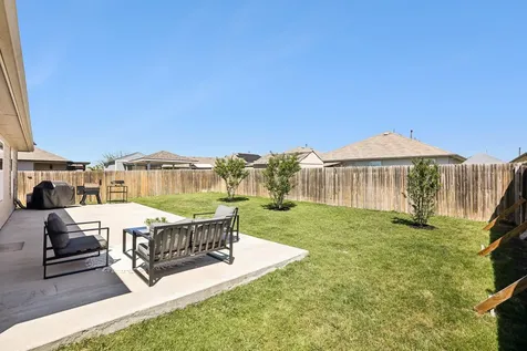 102 Harlan Drive Hutto TX 78634