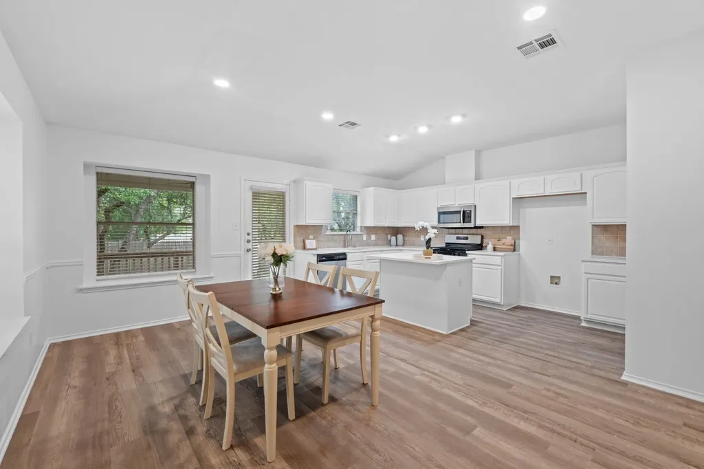 3343 Cantera Way Round Rock TX 78681