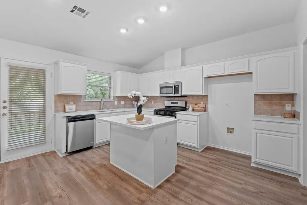 3343 Cantera Way Round Rock TX 78681