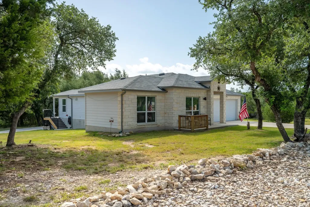 21006 Santa Rosa Avenue Lago Vista TX 78645