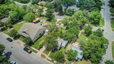 308 E Austin Avenue Round Rock TX 78664