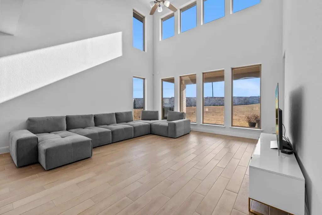 200 Marvins Bend Georgetown TX 78628