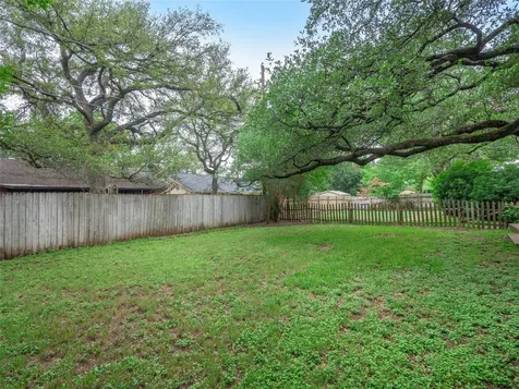 3609 Oak Creek Drive Austin TX 78727