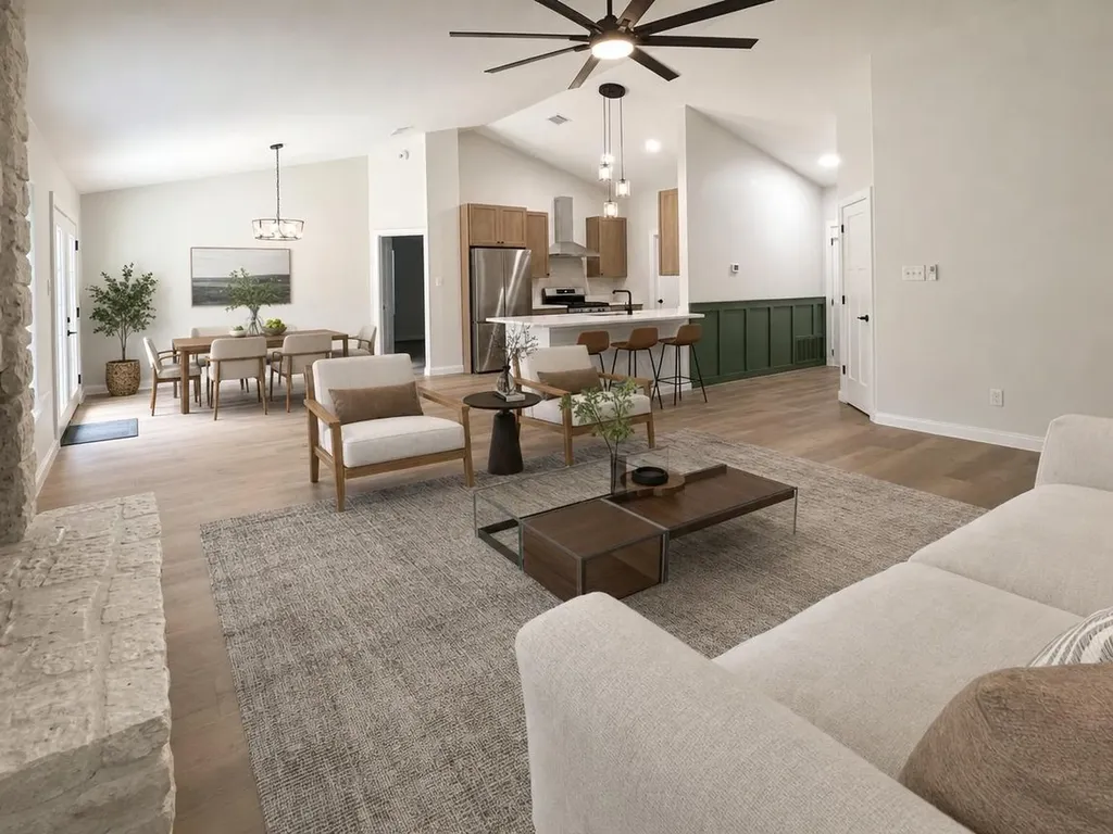 8814 United Kingdom Drive Austin TX 78748