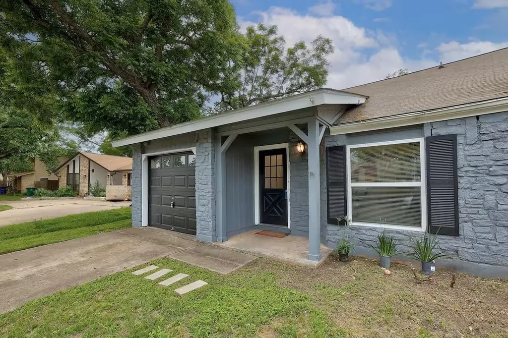 12304 Burrridge Drive Austin TX 78729