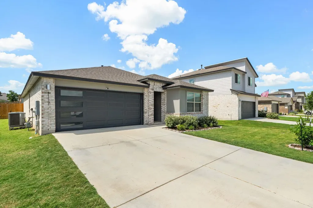 1117 Tipton Street Georgetown TX 78633
