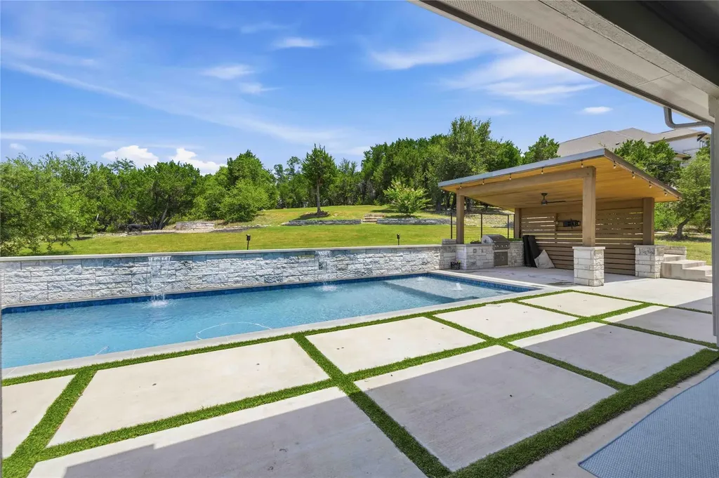 1078 Gato Del Sol Avenue Austin TX 78737