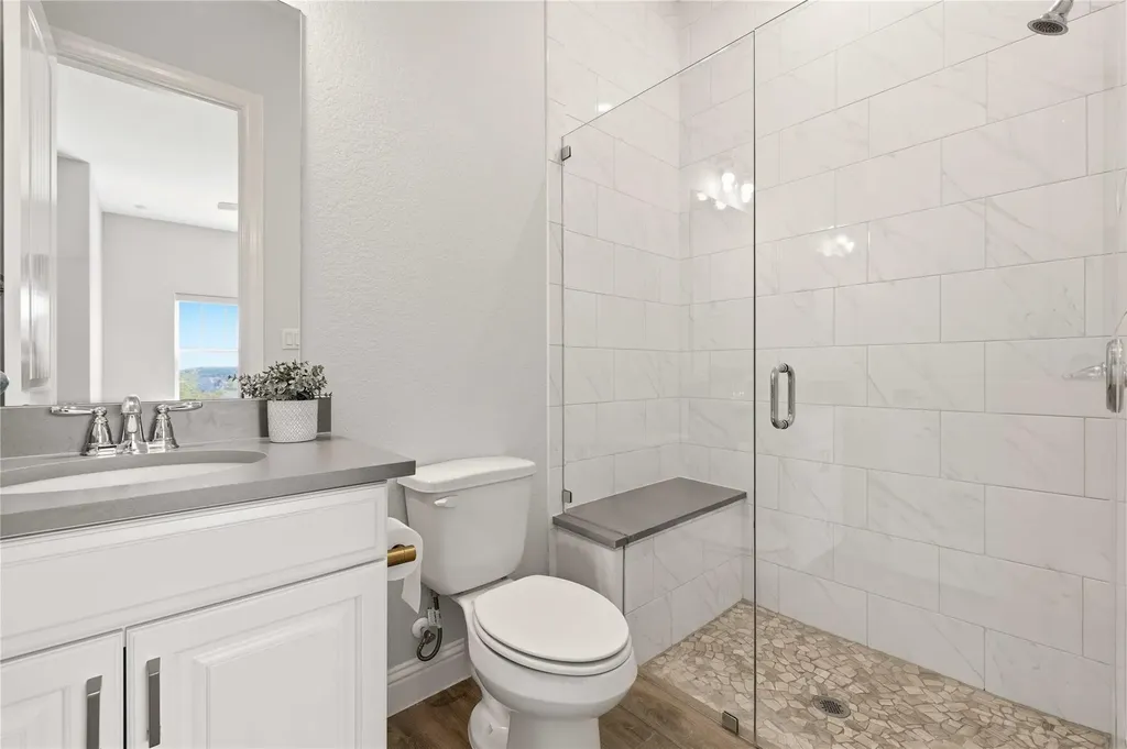1078 Gato Del Sol Avenue Austin TX 78737