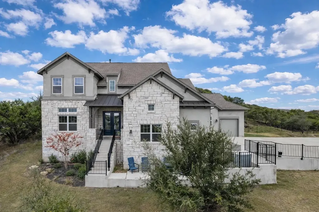 1078 Gato Del Sol Avenue Austin TX 78737