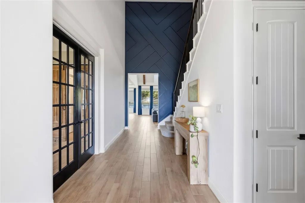 1078 Gato Del Sol Avenue Austin TX 78737